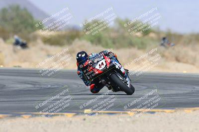 media/Oct-19-2024-CVMA (Sat) [[7df39c5a0d]]/Race 4-Formula Middleweight/